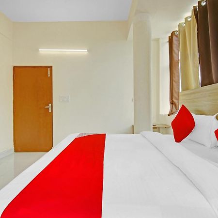 Oyo Flagship 80772 Hotel The Grand Rdc Газиабад Экстерьер фото