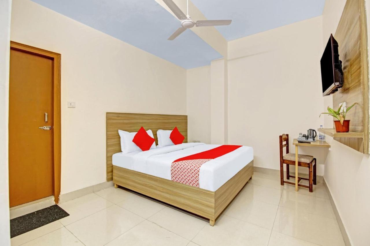Oyo Flagship 80772 Hotel The Grand Rdc Газиабад Экстерьер фото